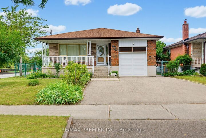 27 Whitfield Avenue — photo 1
