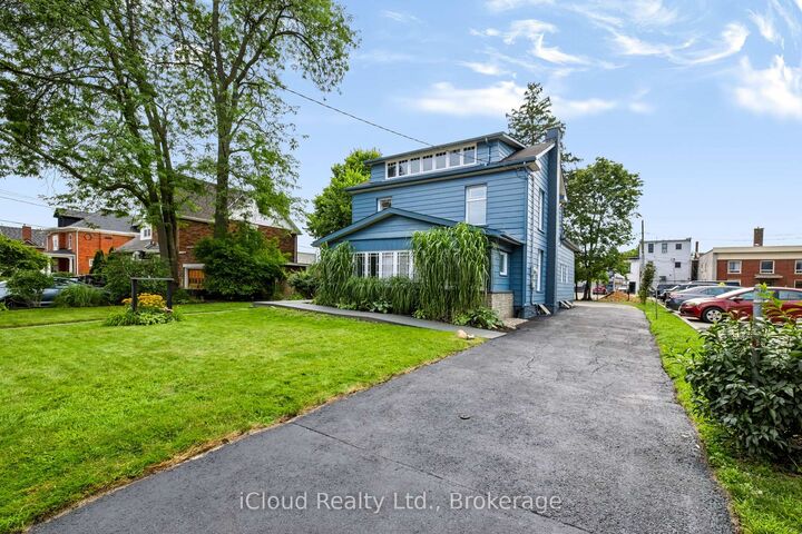 Property Photo: 654 Duke Street ON N3H 3T5
