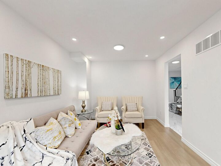 Property Photo:  3 New Port Way  ON L3T 5G3 