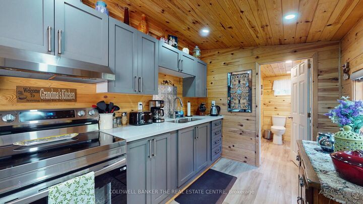 5594 Upper Big Chute Road — photo 1