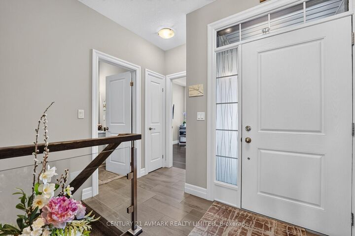 22 Borden Trail — photo 1