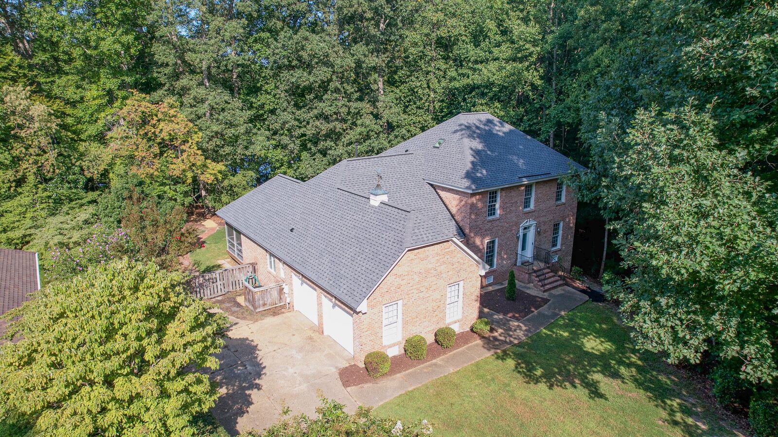 Property Photo:  4904 Whitehaven Circle  VA 20188 