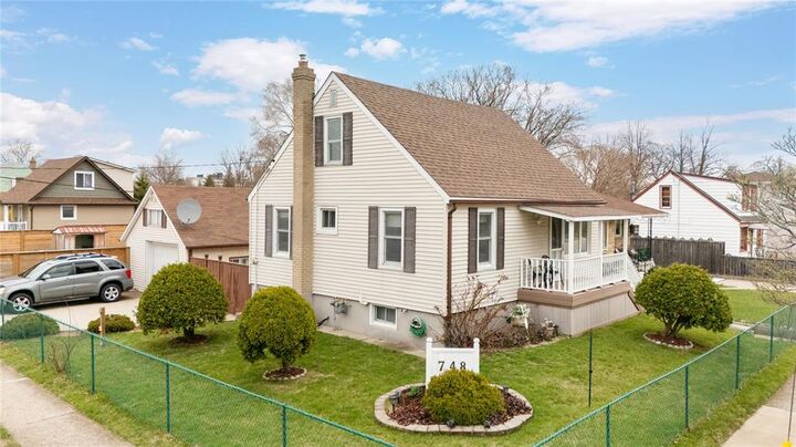 Property Photo: 748 Alexander Street ON N7T 5G8