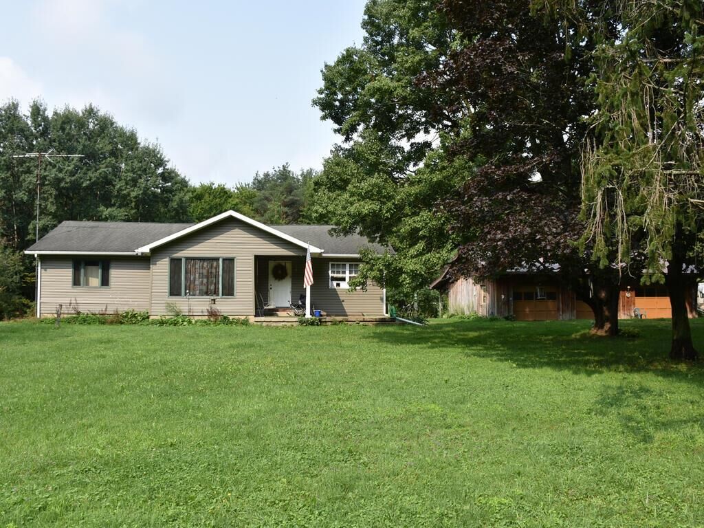Property Photo:  13577 Carpenter Road  PA 10649 