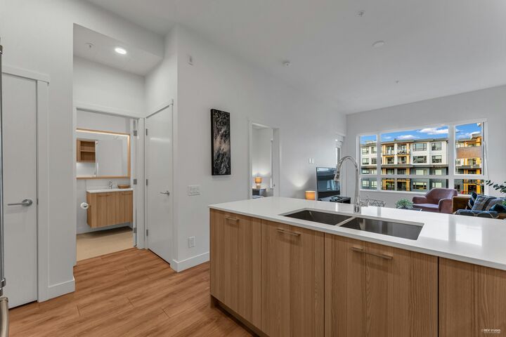 Property Photo: 741 Anskar Court 403 BC V3J 0N3