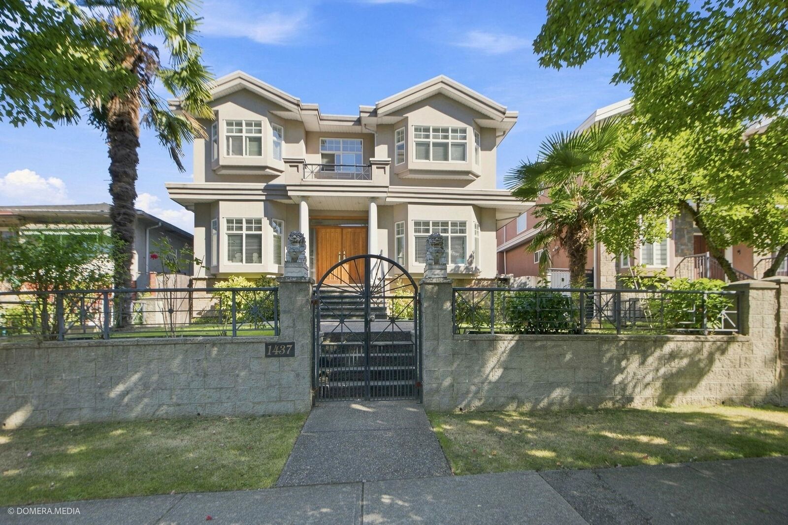 Property Photo: 1437 E 58th Avenue BC V5P 2B9