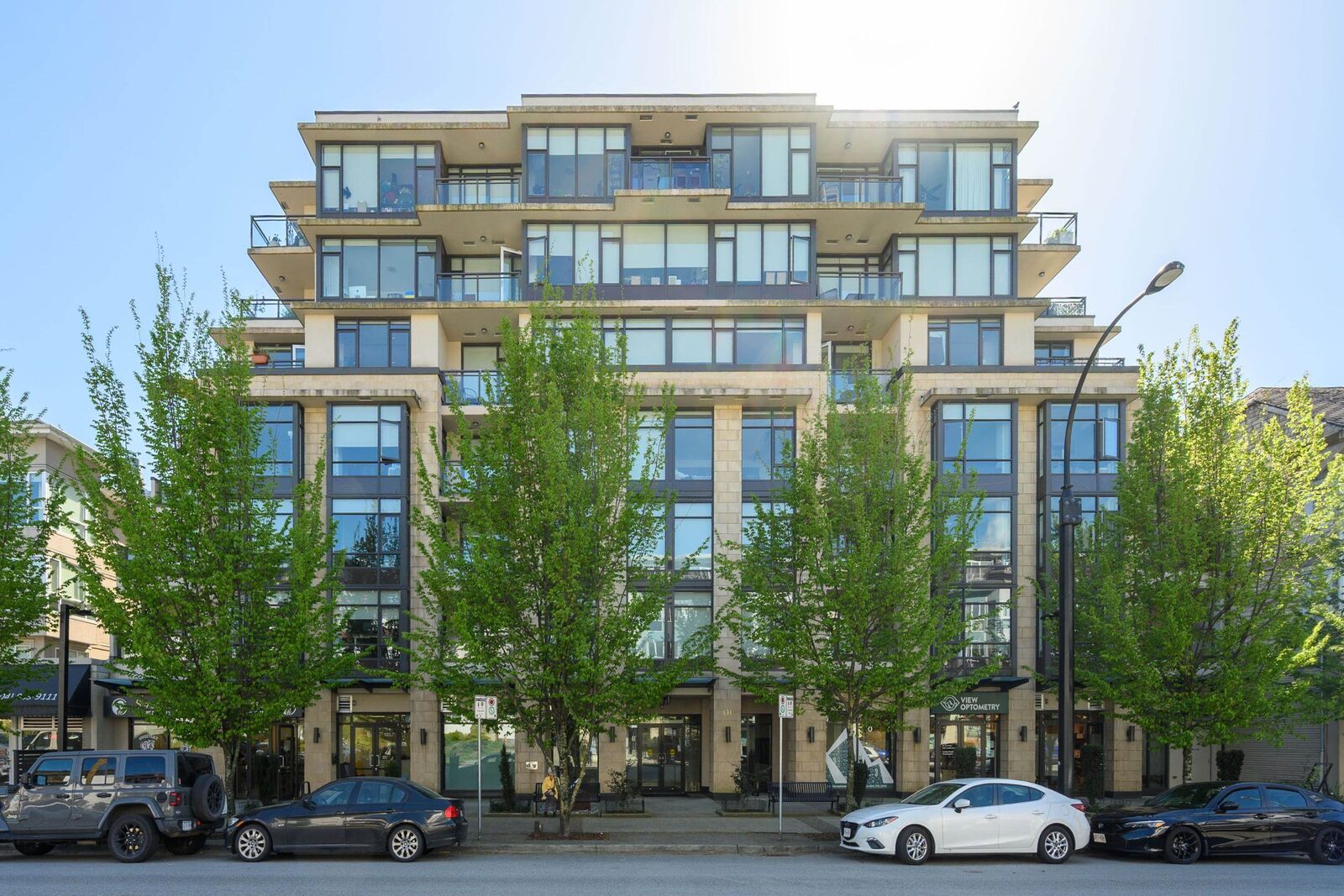 Property Photo: 131 E 3rd Street 504 BC V7L 0E3