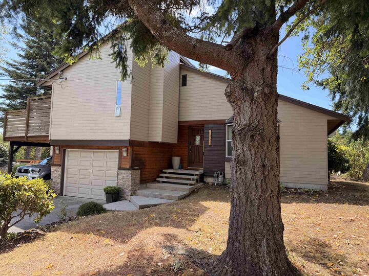 Property Photo: 5463 Kensington Road BC V7Z 0N9