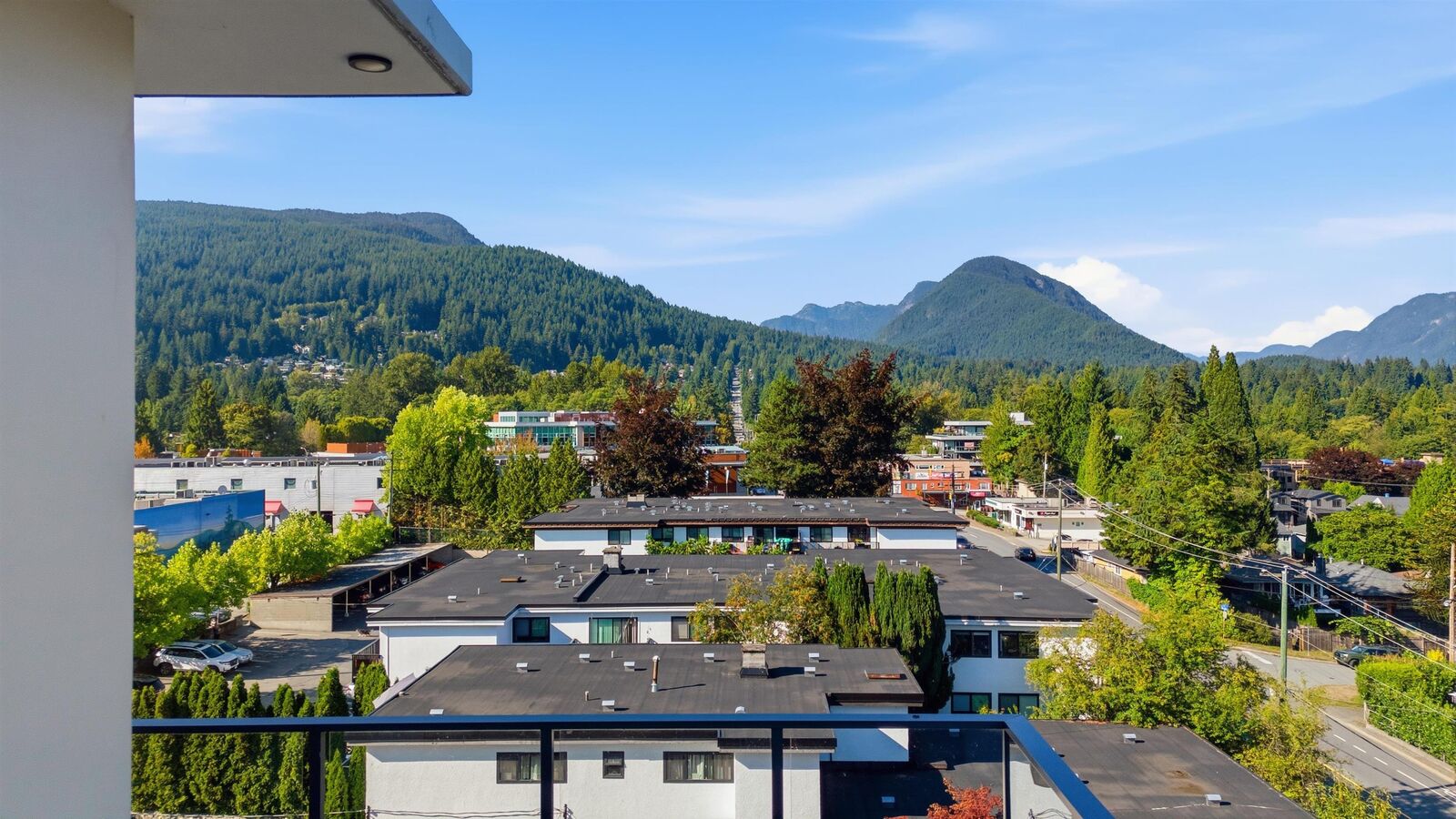Property Photo: 1295 Conifer Street 504 BC V7J 0B4