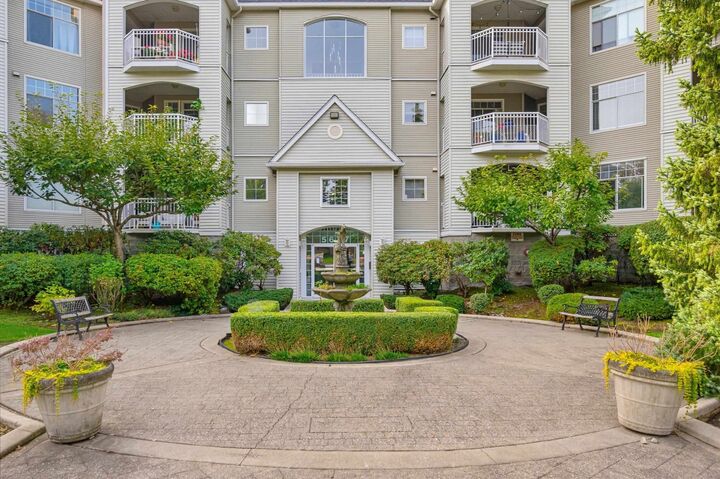 Property Photo: 5677 208th Street 106 BC V3A 8J5
