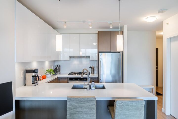 Property Photo: 3080 Lincoln Avenue 2309 BC V3B 0L9