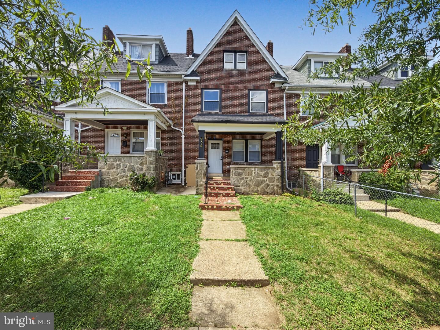 Property Photo: 834 N Woodington MD 21229