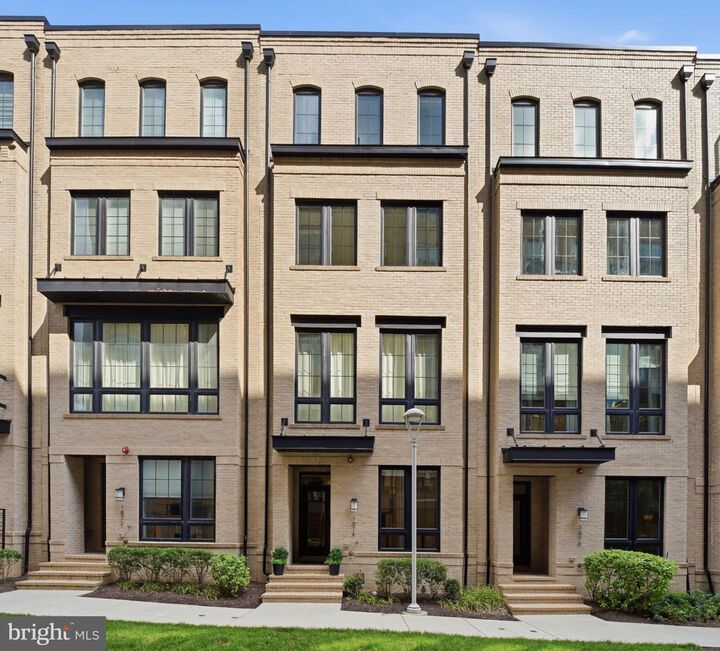 Property Photo:  1874 Easterly Road  VA 20190 