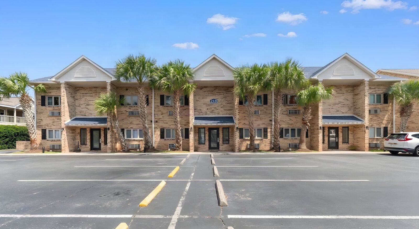 Property Photo: 218 Double Eagle Dr. E2 SC 29575