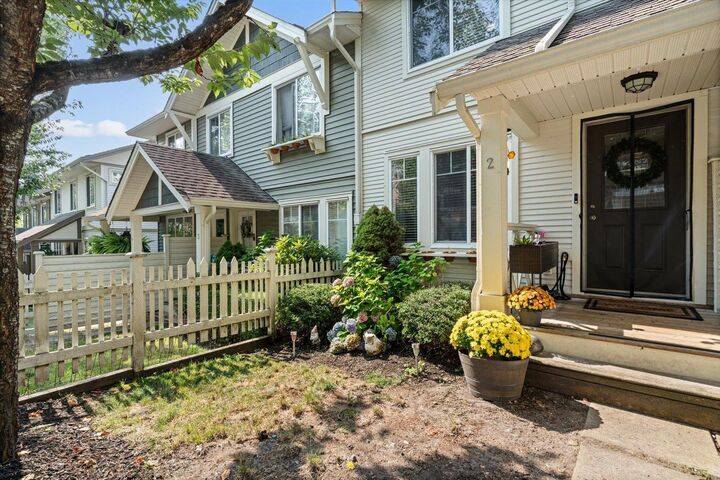 Property Photo: 4401 Blauson Boulevard 2 BC V3G 0A4