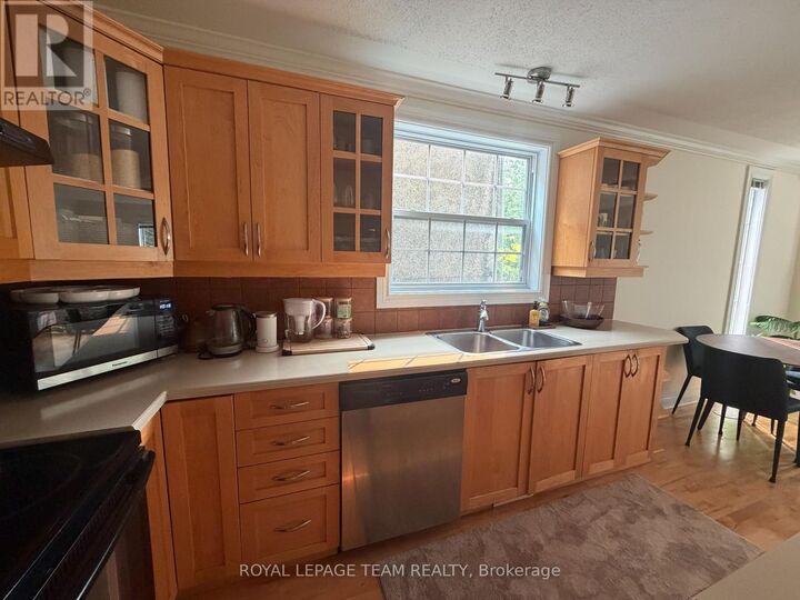 Property Photo: 48 Ella Street ON K1S 2S4