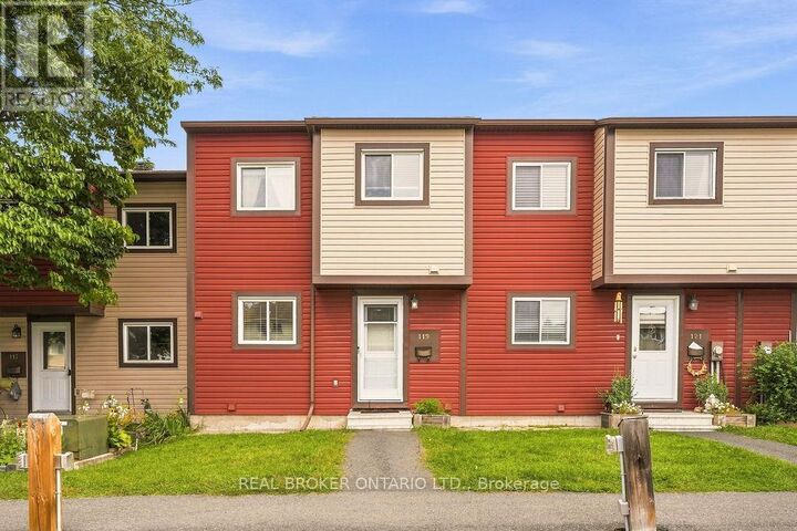 119 Teal Crescent — photo 1