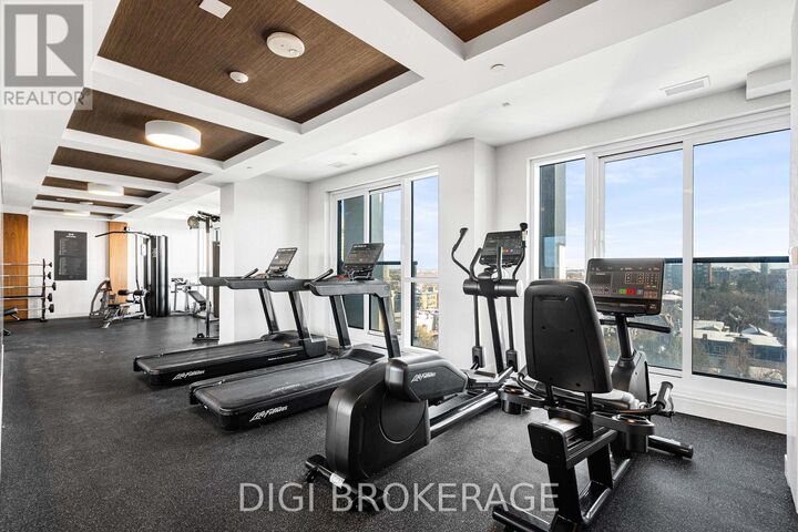 Property Photo: 560 Rideau Street 202 ON K1N 5Z8
