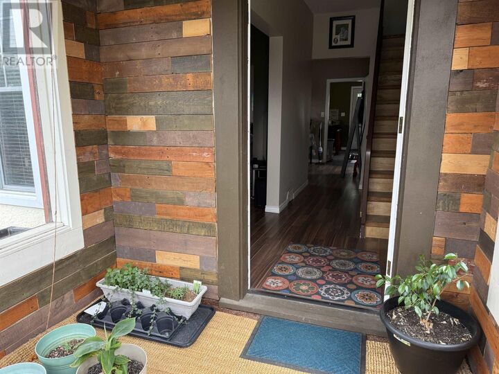 Photo de la propriété:  334 Morse Street  ON P7A 1G3 