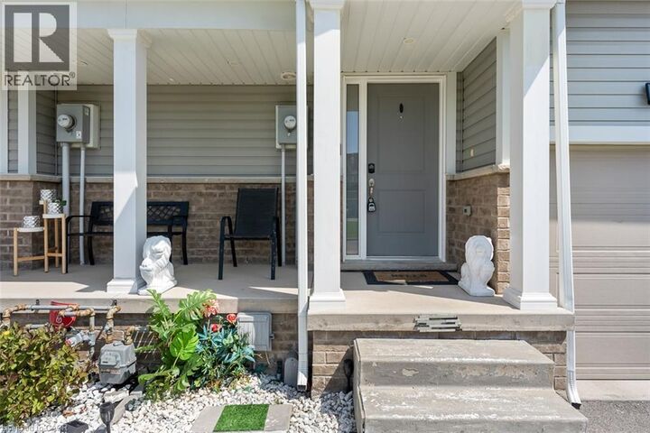 Property Photo: 60 Canterbury Drive 3 ON L2P 3M8