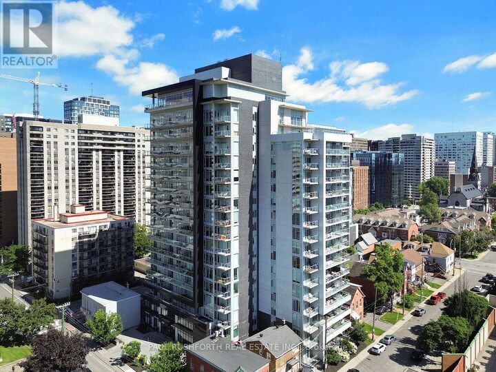 255 Bay Street 1310 — photo 1