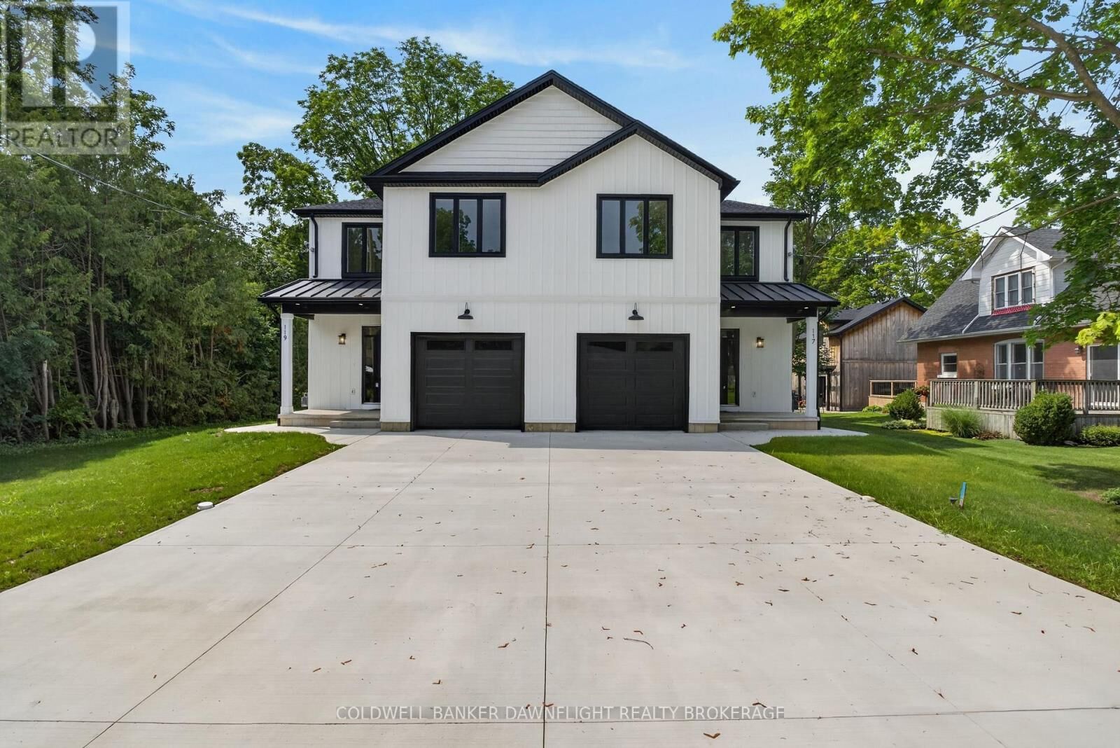 Property Photo:  119 James Street  ON N0M 1A0 