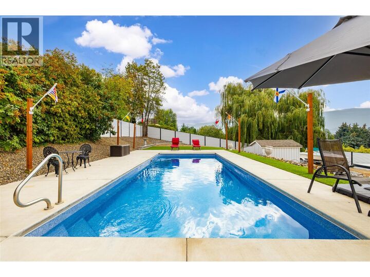 Property Photo: 431 Upland Drive BC V1B 2X7