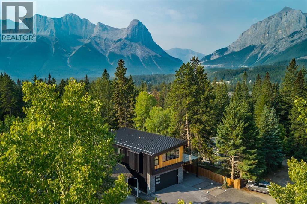 Property Photo:  845 14th Street  AB T1W 1W7 