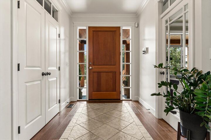 Property Photo:  41150 Old Yale Road  BC V3G 2S9 