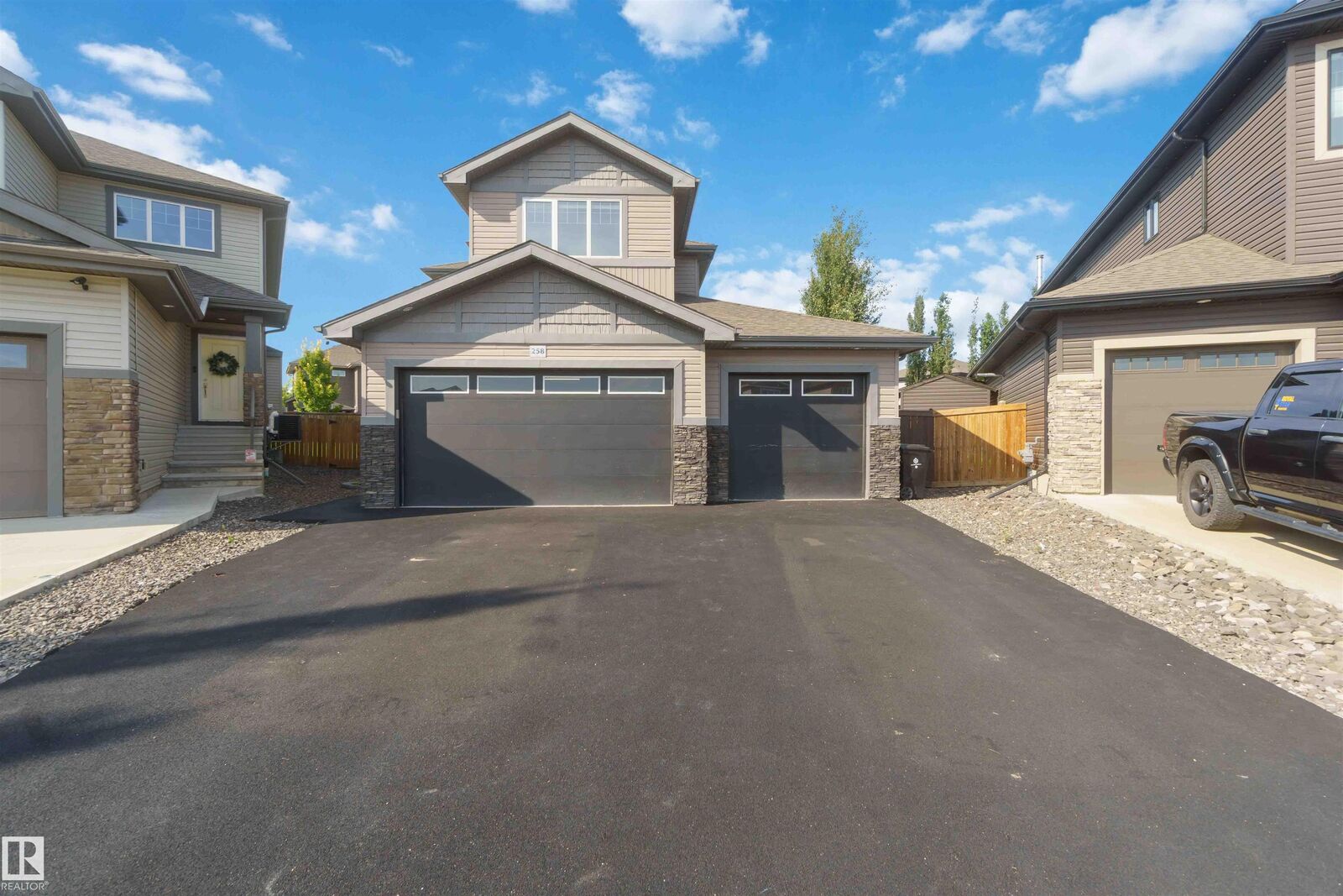 Property Photo: 258 Westbrook Wynd AB T8L 0L8