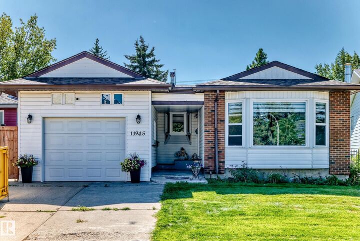Property Photo:  11945 138 Avenue NW  AB T5X 4K1 