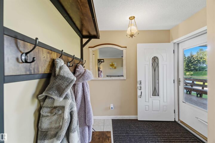 Property Photo:  52516 Rge Road 13 41  AB T7Y 2C1 