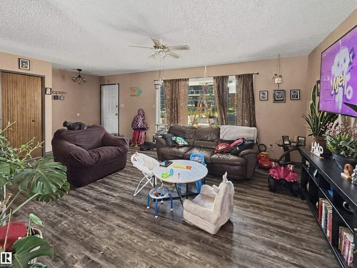 Property Photo:  4513 42 Street  AB T9N 1J1 