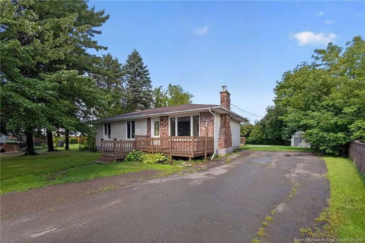 86 Cartier Street — photo 1