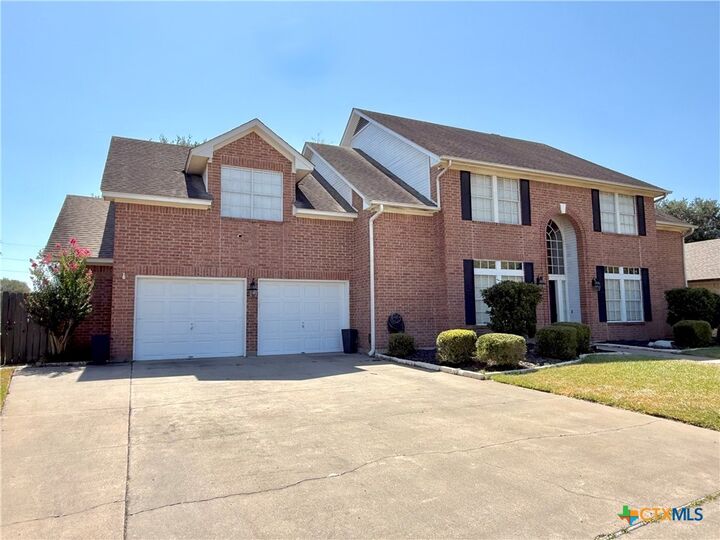 Property Photo:  311 Charleston Drive  TX 77904 