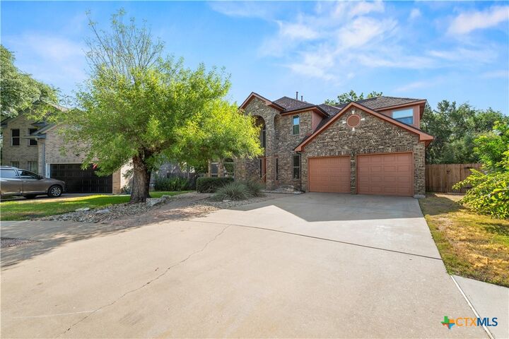 Property Photo: 1203 Bobwhite Court TX 78681