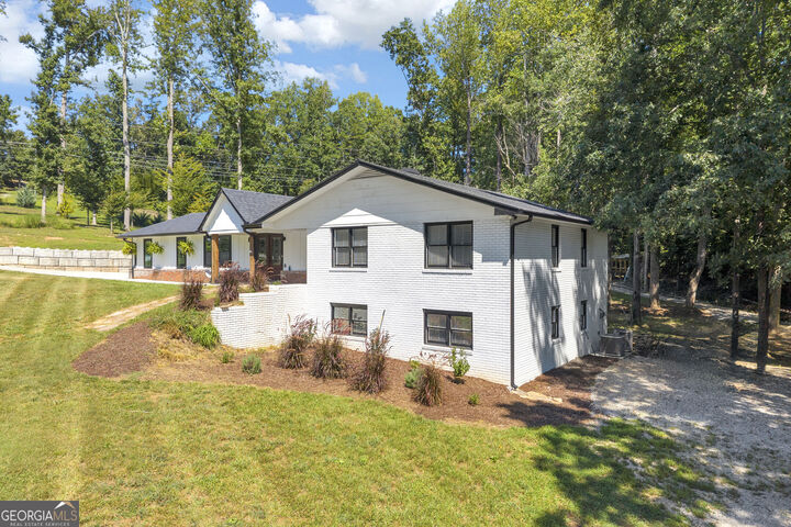 Property Photo: 263 Pressley Road GA 30538