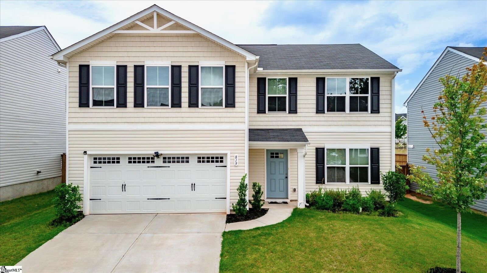 Property Photo: 819 Throckmorton Court SC 29605