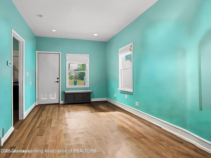 Property Photo: 1923 Sunnyside Avenue MI 48910
