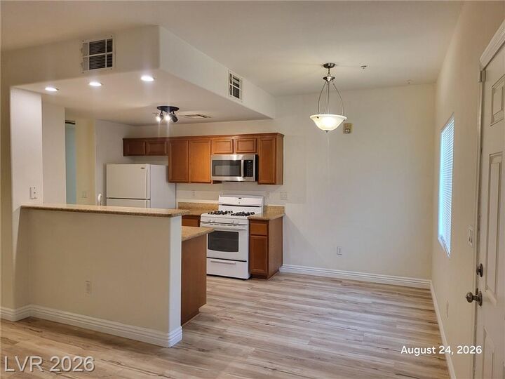 Property Photo:  7701 West Robindale Road 125  NV 89113 