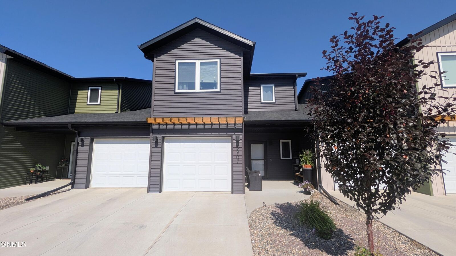 Property Photo:  3907 Leighton Drive  ND 58504 