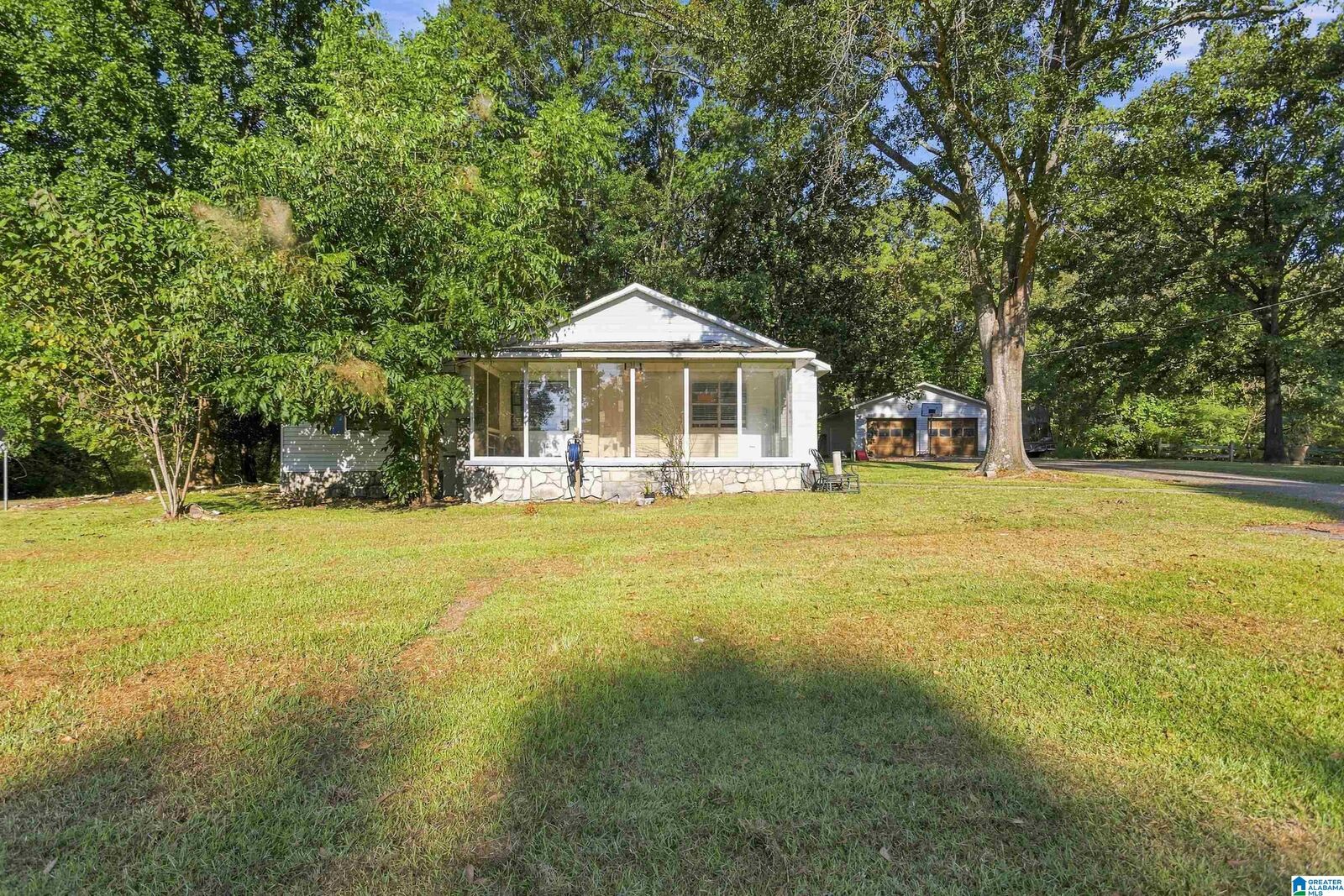 Property Photo: 10231 N Main Street AL 35186