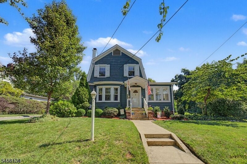 Property Photo: 117 Severin Ct NJ 07016