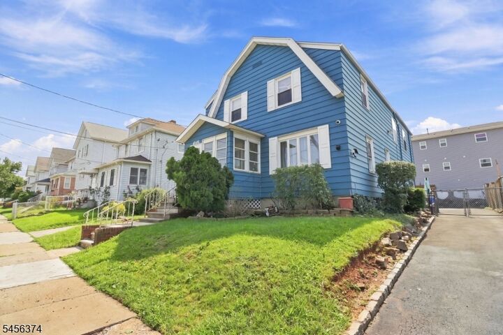 Property Photo:  606 Britton St  NJ 07202 