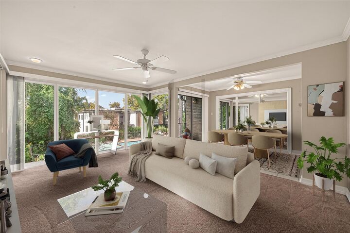 Property Photo:  8211 Katy Freeway 19  TX 77024 