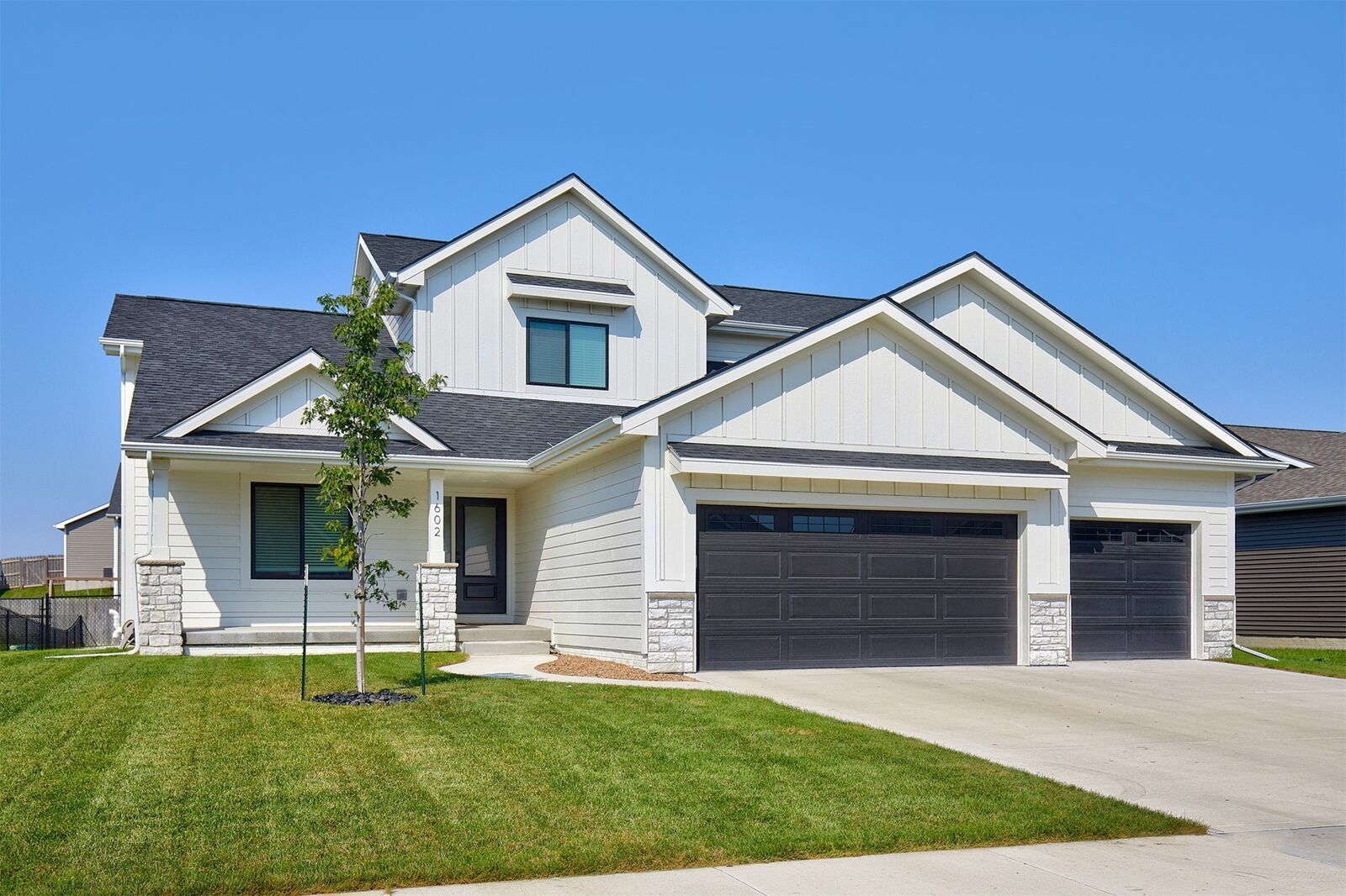 Property Photo:  1602 NW Benjamin Drive  IA 50023 