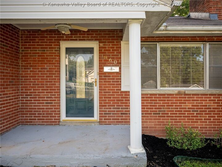 Property Photo:  860 Chester Road  WV 25302 