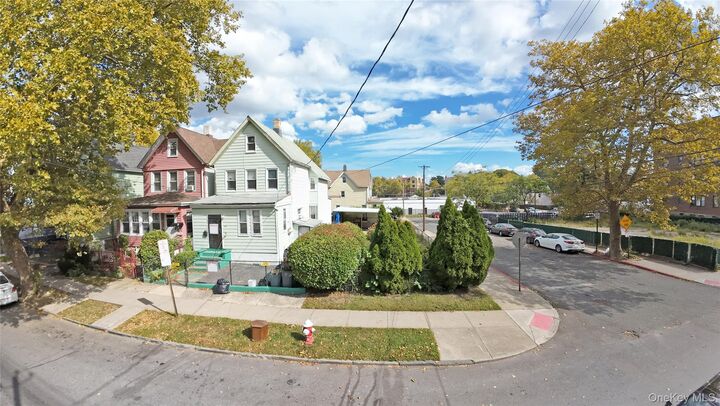 Property Photo:  227 Franklin Avenue  NY 10550 