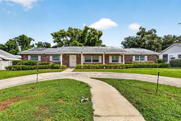 Property Photo:  614 N Sylvan Drive  FL 33510 
