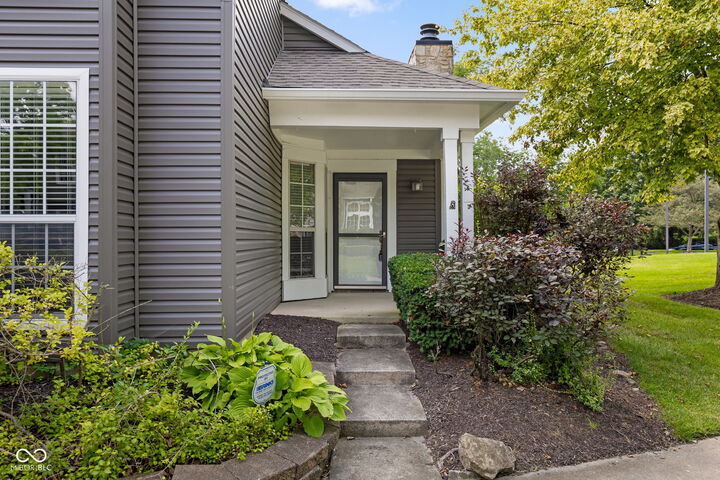 Property Photo: 6407 Bayside South Drive IN 46250